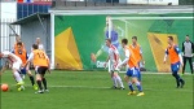 На футбольном поле они соперники, а на производстве одна большая команда