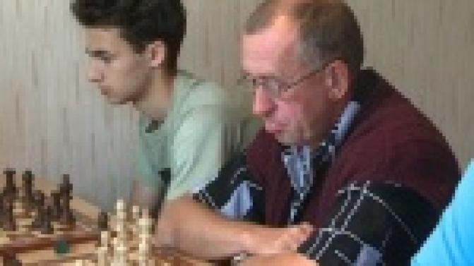 Горожане сразились в самой интеллектуальной игре: ходили конем и делали рокировку