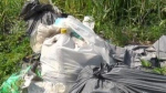 Жители трудпоселка жалуются на стихийную свалку