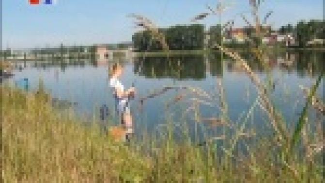 "Ловись рыбка, и большая и маленькая."