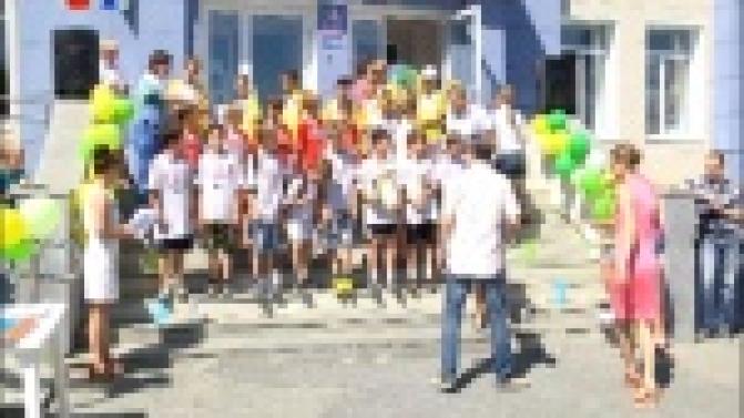 Три сотни юных первоуральцев отдохнули в оздоровительных лагерях на базе дворовых клубов