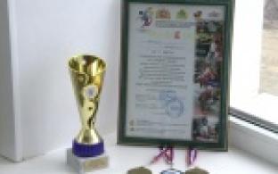 На областном чемпионате по армспорту среди людей с ограниченными возможностями первоуральцы завоевали золото