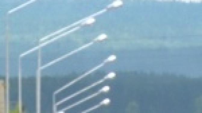 Реконструкция наружного освещения продолжается