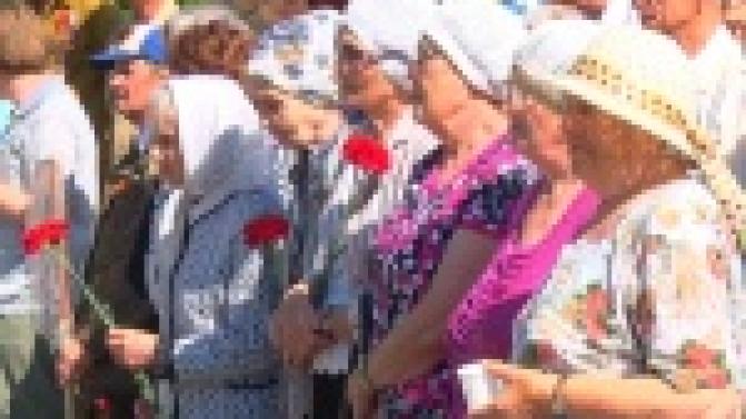 Никто не забыт...