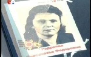 Ко Дню Победы первоуральцы превратили свои машины в танки и штурмовики.