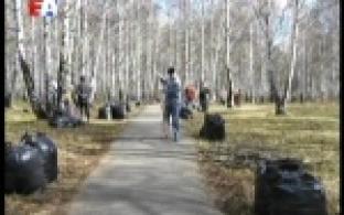 Прибраться на городских улицах решили первоуральские чиновники