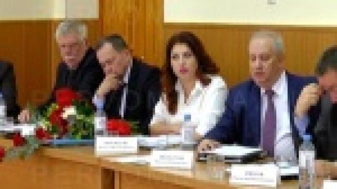 Сэкономленные средства направят на ремонт дорог