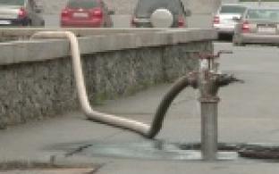 Фонтан начали готовить к летнему сезону