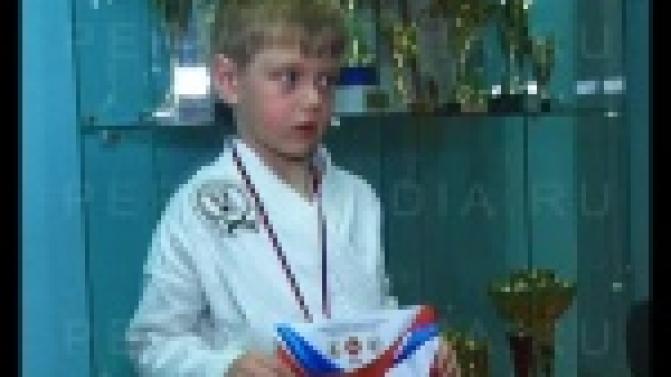 Первоуральские бойцы в очередной раз доказали, что отлично владеют единоборствами