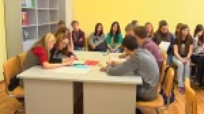 Первоуральские студенты сразились в интеллектуальной игре "Молодежь и выборы"