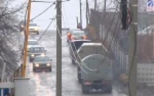 Пока водители считают ямы, чиновники готовят планы по ремонту дорог