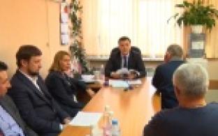 Одним мешают шумные соседи, другим - конфликты в коллективе