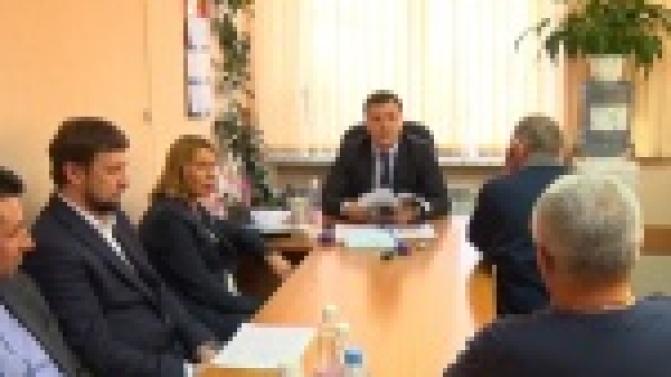 Одним мешают шумные соседи, другим - конфликты в коллективе