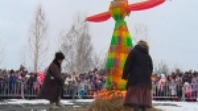 Пекли блины и веселились от души