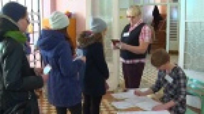 Школьники сдавали репетиционной единый госэкзамен по физике