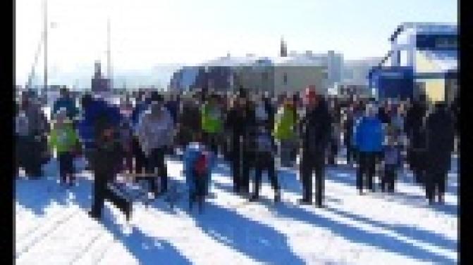 Более трех тысяч первоуральцев встали на лыжи, чтобы принять участие во Всероссийских соревнованиях.