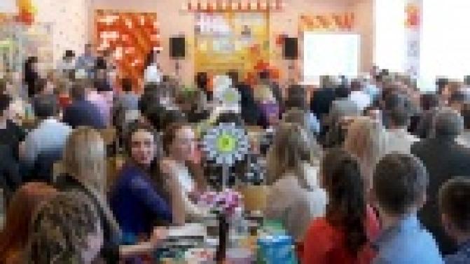 80-летие отпраздновала школа №20 в поселке Магнитка