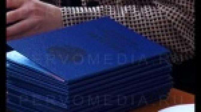 Новоиспечённым сварщикам, станочникам и электромонтёрам Первоуральска сегодня вручили дипломы.