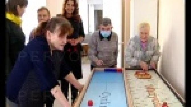 Качество социального обслуживания в Первоуральске оценил областной министр