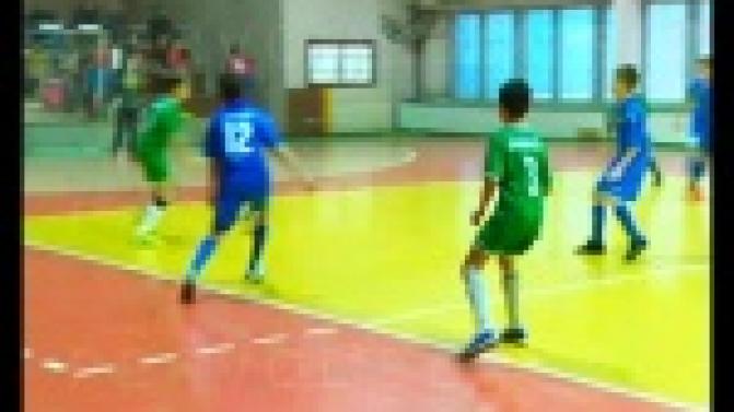 Первоуральские футболисты разыграли "Кубок чемпионов".