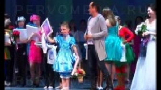 "Танцуй, чтобы жить!".