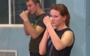 Женщины против мужчин