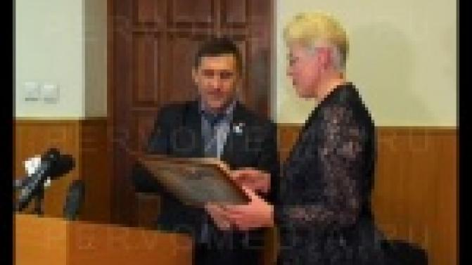 За добросовестный и долголетний труд наградили жительницу Первоуральска Татьяну Шахматову