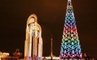 Для строительства самой высокой горки в России будут использованы ледяные кирпичи с Урала