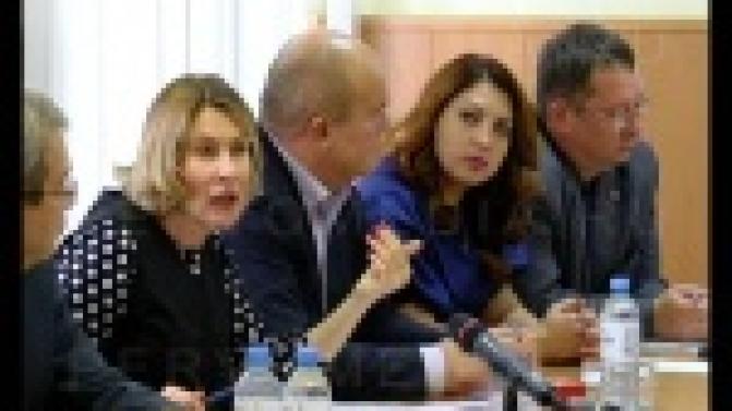 Открытые выборы самых достойных кандидатов - по такой демократичной модели в "Единой России" намерены провести отбор претендентов в партийные списки.