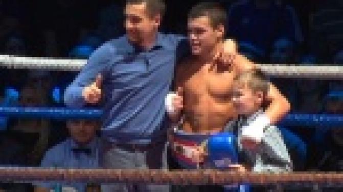 Турнир по профессиональному боксу прошел в Первоуральске