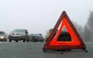 Легковой автомобиль столкнулся с внедорожником