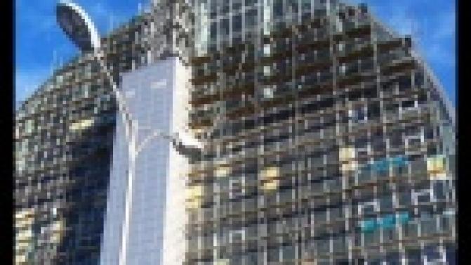 В Первоуральске тестируют гигантский медиаэкран.