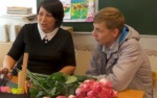 День учителя закончился, но преподавателей продолжают поздравлять