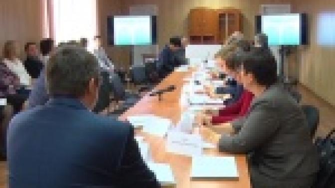 Первоуральск на один день стал площадкой диалога власти и бизнеса