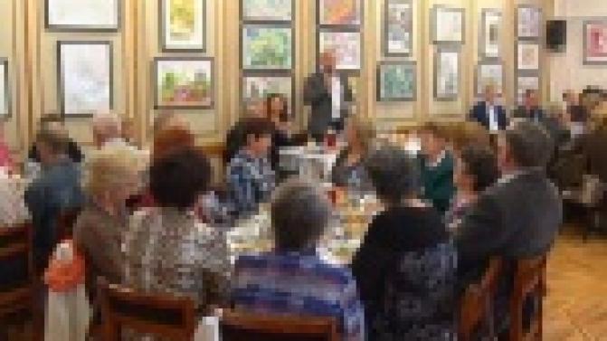 Депутаты фракции "Единая Россия" отчитались о проделанной работе перед ветеранами