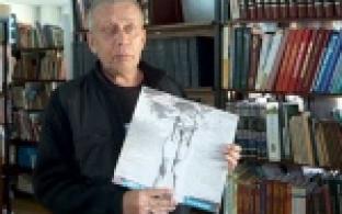 Со своей музыкой он исколесил всю Россию и даже выступал на одной сцене с Deep purple