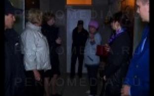 В гости к первоуральским родителям отправились полицейские.