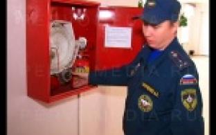 Первоуральским педагогам устроили экзамен на знание правил пожарной безопасности.