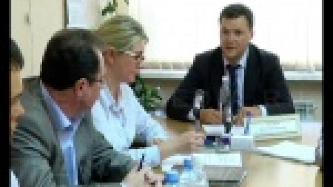 Кто пришёл с просьбой, а кто - с благодарностью.