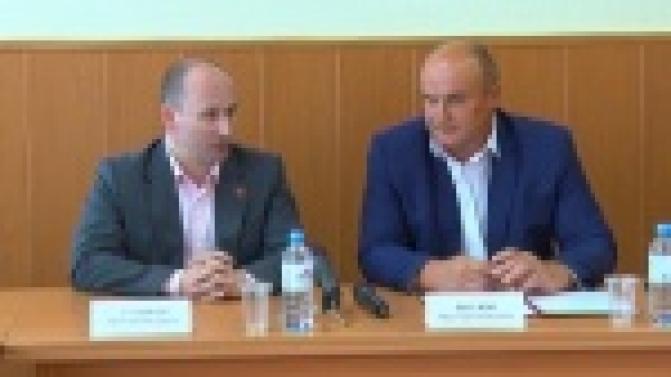 Писатель и общественный деятель Николай Стариков посетил Первоуральск