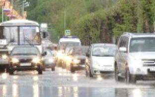 Пришла пора убирать купальники и доставать резиновые сапоги