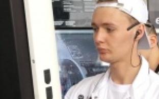 Механик, токарь, теннисист - в одном лице