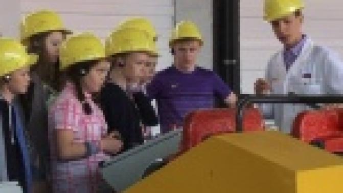 В летние каникулы дети не только отдыхают, но и задумываются о будущем