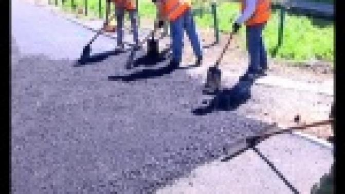 В Первоуральске появились тротуары