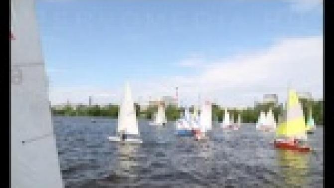 День России и День Паруса отметили жители Свердловской области