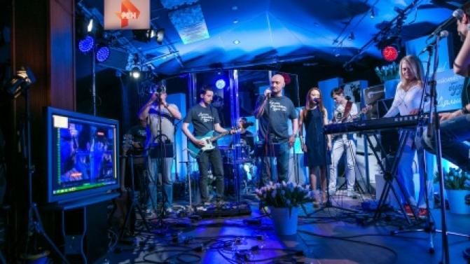 ЦОЙ БУДЕТ ЖИТЬ!