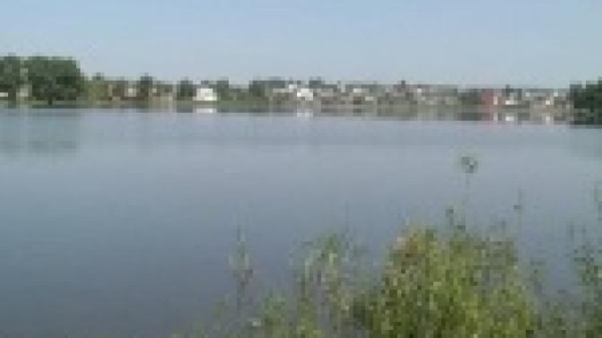 Мальчик упал в водоём и утонул