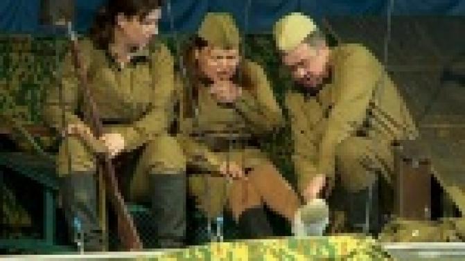 Пять судьбоносных встреч. Историю о девушках - зенитчицах смогли увидеть первоуральцы