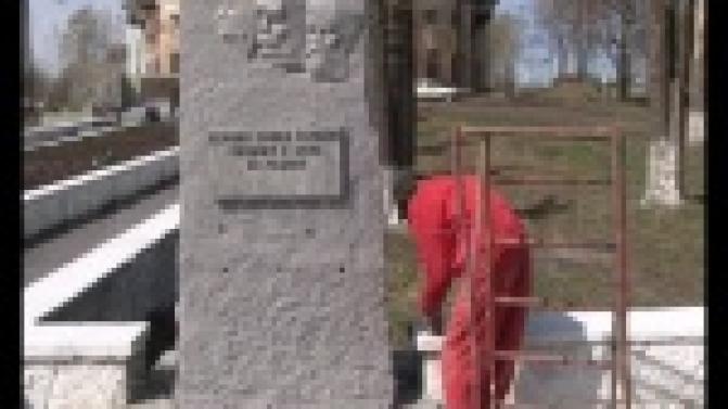 Специалистам помогают неравнодушные горожане.