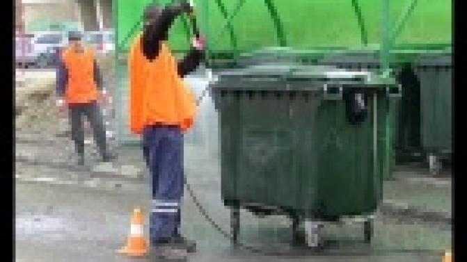 В Первоуральске перемоют все мусорные баки.